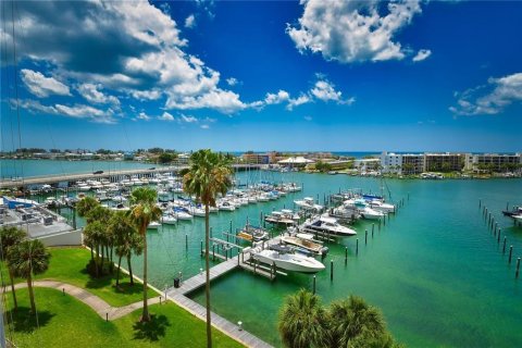 Copropriété à louer à Saint Pete Beach, Floride: 2 chambres, 109.16 m2 № 1357739 - photo 1