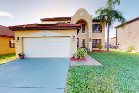 House in Kissimmee, Florida 5 bedrooms, 210.33 sq.m. № 1253911 - photo 2