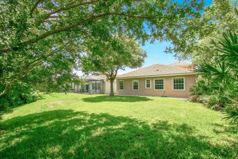 House in Jupiter, Florida 4 bedrooms, 256.41 sq.m. № 1222746 - photo 4