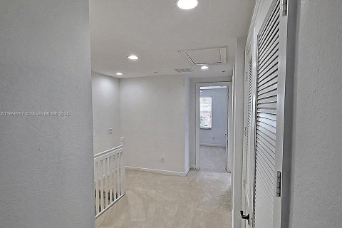 Touwnhouse à vendre à West Palm Beach, Floride: 4 chambres, 212.28 m2 № 1381531 - photo 6