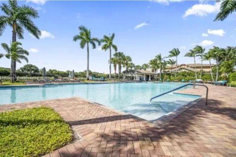 Touwnhouse à vendre à West Palm Beach, Floride: 4 chambres, 212.28 m2 № 1381531 - photo 28