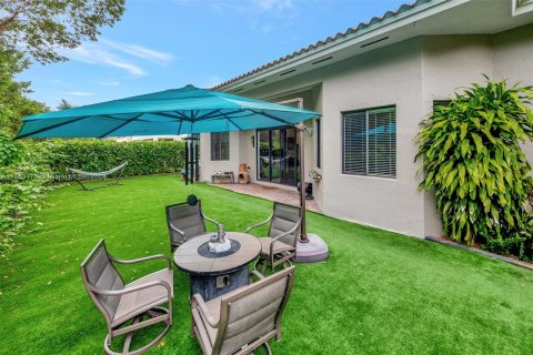 Casa en venta en Cutler Bay, Florida, 4 dormitorios, 252.97 m2 № 1381536 - foto 30