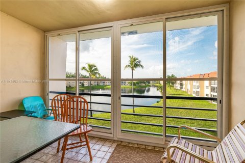 Condominio en venta en Sunrise, Florida, 2 dormitorios, 78.97 m2 № 1398271 - foto 6