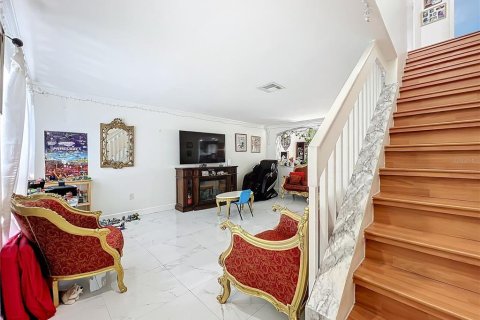 Casa en venta en Orlando, Florida, 4 dormitorios, 170.75 m2 № 1391168 - foto 5