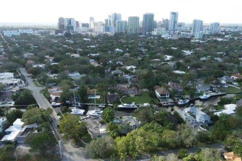 Villa ou maison à vendre à Fort Lauderdale, Floride: 3 chambres, 272.2 m2 № 1021999 - photo 5