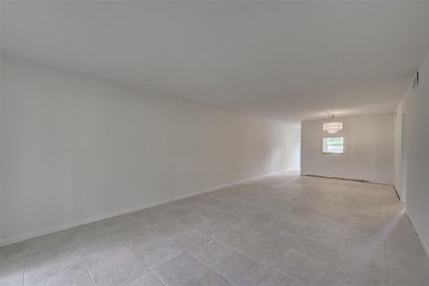 Copropriété à vendre à Coconut Creek, Floride: 2 chambres, 107.95 m2 № 1026994 - photo 24