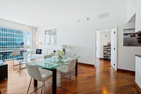 Copropriété à vendre à Miami Beach, Floride: 2 chambres, 111.48 m2 № 1242047 - photo 6