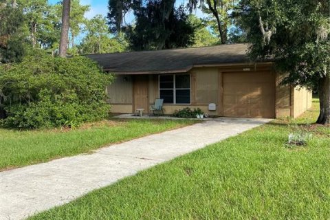 House in Gainesville, Florida 3 bedrooms, 114.46 sq.m. № 1349556 - photo 1