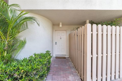 Townhouse in Delray Beach, Florida 2 bedrooms, 121.79 sq.m. № 1078318 - photo 13