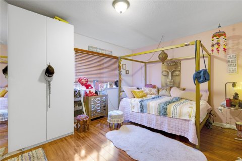 Townhouse in Miramar, Florida 3 bedrooms, 137.59 sq.m. № 1042954 - photo 20