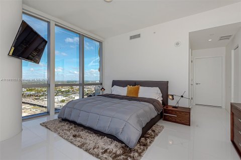 Copropriété à vendre à Miami, Floride: 3 chambres, 201.13 m2 № 1269496 - photo 19