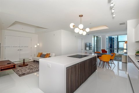 Copropriété à vendre à Miami, Floride: 3 chambres, 201.13 m2 № 1269496 - photo 3