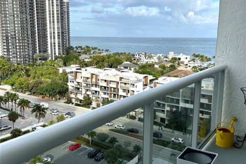 Condominio en alquiler en Fort Lauderdale, Florida, 1 dormitorio, 92.44 m2 № 1045441 - foto 8
