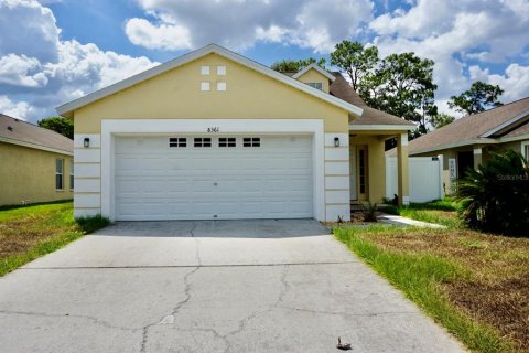 House in Brooksville, Florida 4 bedrooms, 138.8 sq.m. № 1244543 - photo 1