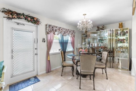 Condo in West Palm Beach, Florida, 2 bedrooms  № 1068265 - photo 23