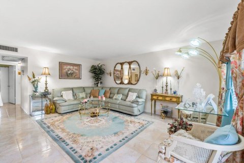 Condo in West Palm Beach, Florida, 2 bedrooms  № 1068265 - photo 25