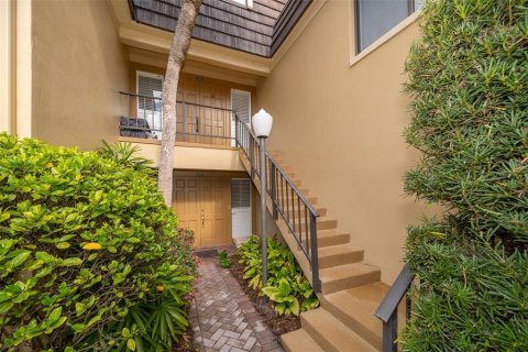 Condominio en venta en Orlando, Florida, 3 dormitorios, 171.68 m2 № 1063071 - foto 1