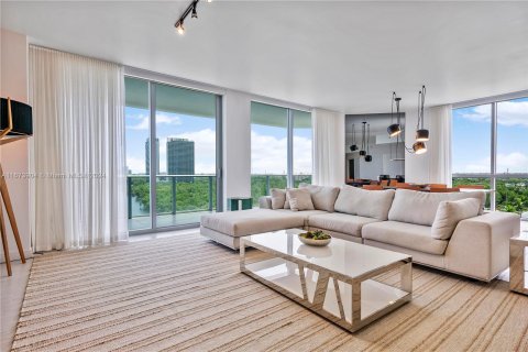 Copropriété à vendre à North Miami Beach, Floride: 2 chambres, 181.9 m2 № 1401314 - photo 5