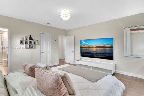 Casa en venta en Surfside, Florida, 3 dormitorios, 196.21 m2 № 1050934 - foto 20