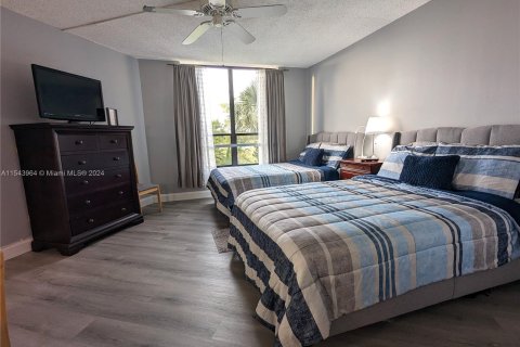Condo in Tamarac, Florida, 1 bedroom  № 1050935 - photo 6