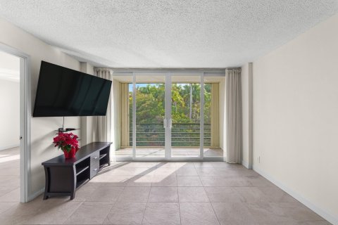 Condominio en venta en Oakland Park, Florida, 2 dormitorios, 90.58 m2 № 1038153 - foto 27