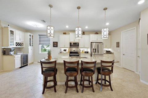 Villa ou maison à vendre à Cape Coral, Floride: 3 chambres, 219.34 m2 № 1090856 - photo 8