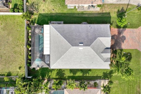 Casa en venta en Cape Coral, Florida, 3 dormitorios, 219.34 m2 № 1090856 - foto 7