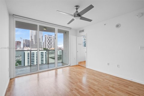 Copropriété à vendre à Miami, Floride: 2 chambres, 103.12 m2 № 1375394 - photo 21