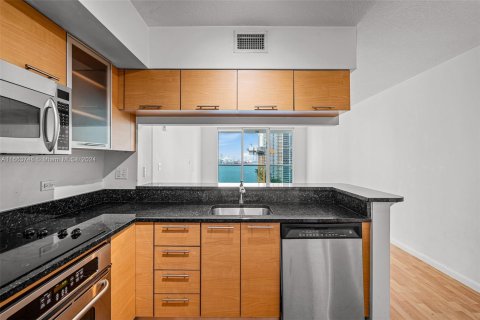 Condominio en venta en Miami, Florida, 2 dormitorios, 103.12 m2 № 1375394 - foto 8