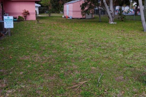 House in West Palm Beach, Florida 4 bedrooms, 262.36 sq.m. № 1042984 - photo 2