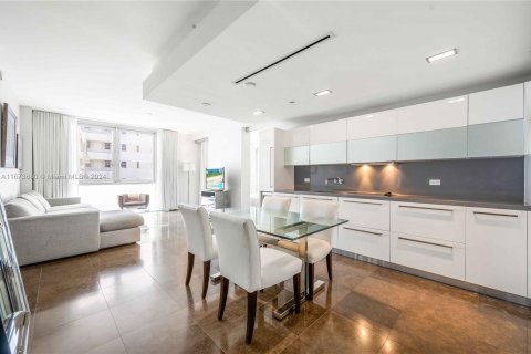 Copropriété à vendre à Miami Beach, Floride: 1 chambre, 92.9 m2 № 1396852 - photo 1