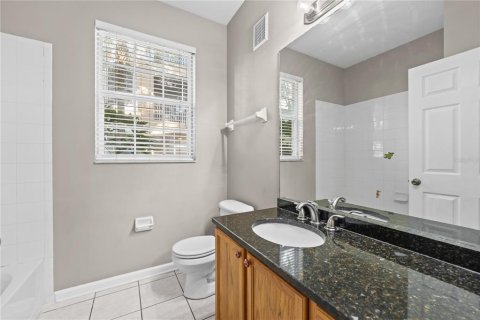 Condo in Orlando, Florida, 3 bedrooms  № 1390552 - photo 23