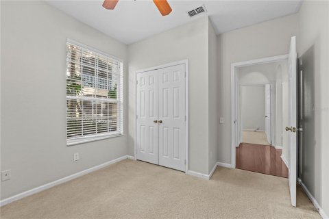 Condo in Orlando, Florida, 3 bedrooms  № 1390552 - photo 25