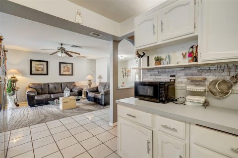 Villa ou maison à vendre à Clewiston, Floride: 4 chambres, 201.04 m2 № 1032399 - photo 17