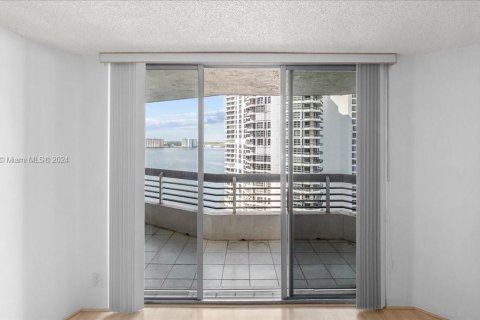 Copropriété à vendre à Aventura, Floride: 1 chambre, 79.62 m2 № 1240721 - photo 8