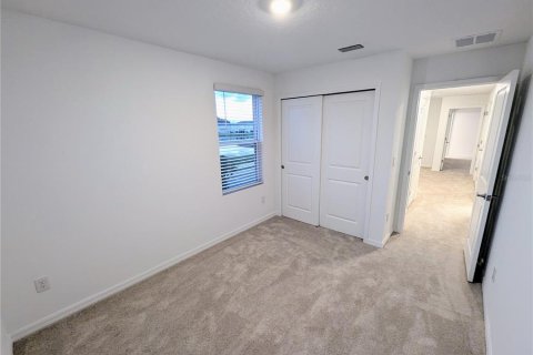 Townhouse in Wesley Chapel, Florida 3 bedrooms, 142.42 sq.m. № 1371277 - photo 26