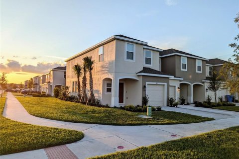 Touwnhouse à louer à Wesley Chapel, Floride: 3 chambres, 142.42 m2 № 1371277 - photo 1