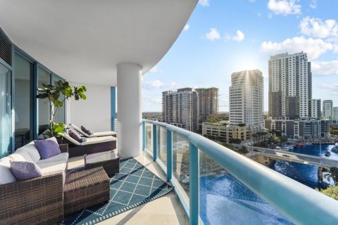 Condo in Fort Lauderdale, Florida, 2 bedrooms  № 1045770 - photo 20