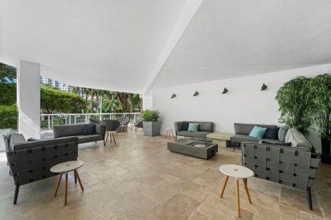 Copropriété à vendre à Fort Lauderdale, Floride: 2 chambres, 141.4 m2 № 1045770 - photo 11