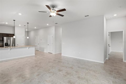 Casa en venta en Lehigh Acres, Florida, 4 dormitorios, 157.1 m2 № 1090093 - foto 9