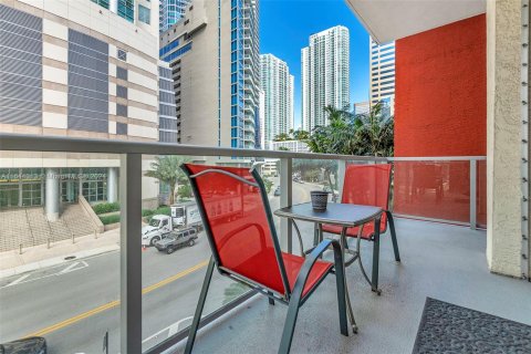 Condo in Miami, Florida, 2 bedrooms  № 1326008 - photo 29