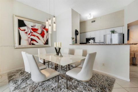 Condominio en venta en Miami, Florida, 2 dormitorios, 104.98 m2 № 1326008 - foto 10