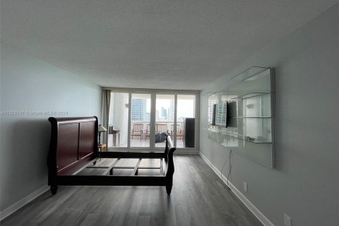 Copropriété à vendre à Miami, Floride: 1 chambre, 99.03 m2 № 1272752 - photo 12