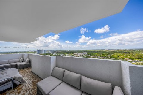 Copropriété à vendre à Aventura, Floride: 2 chambres, 99.68 m2 № 1328748 - photo 21