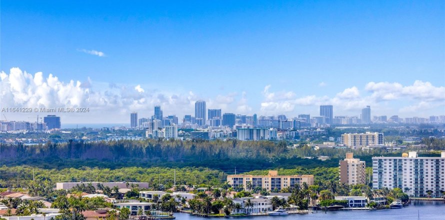 Condo in Aventura, Florida, 2 bedrooms  № 1328748