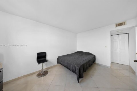 Condo in Aventura, Florida, 2 bedrooms  № 1328748 - photo 20