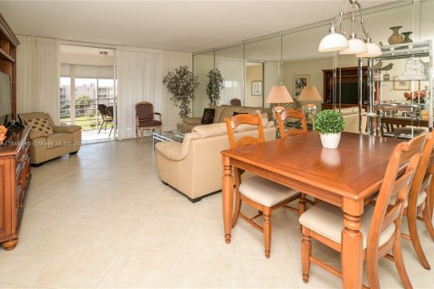 Copropriété à vendre à Dania Beach, Floride: 2 chambres, 106.28 m2 № 1328715 - photo 7