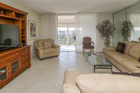 Copropriété à vendre à Dania Beach, Floride: 2 chambres, 106.28 m2 № 1328715 - photo 11