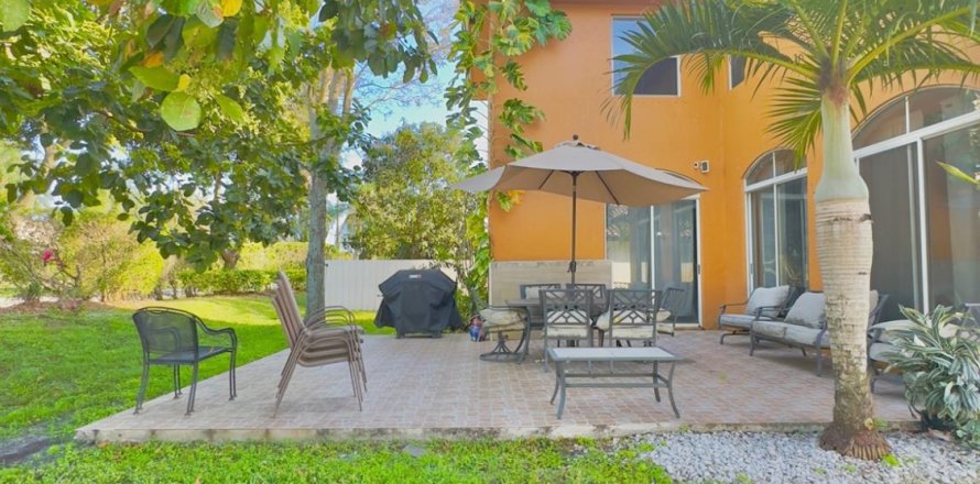Casa en Miramar, Florida 4 dormitorios, 243.22 m2 № 1059958