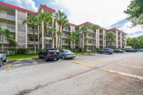 Copropriété à vendre à Lauderdale Lakes, Floride: 1 chambre, 65.5 m2 № 1242311 - photo 23